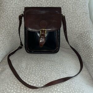 Brahmin Vintage black/brown leather crossbody. Excellent condition!!